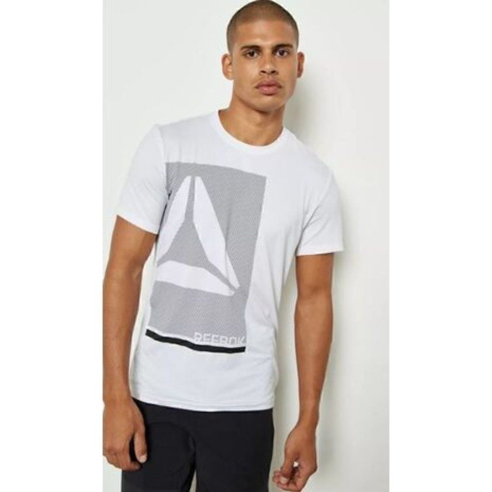 Reebok Workout Graphic Tech Mens T-Shirt White Color Size L